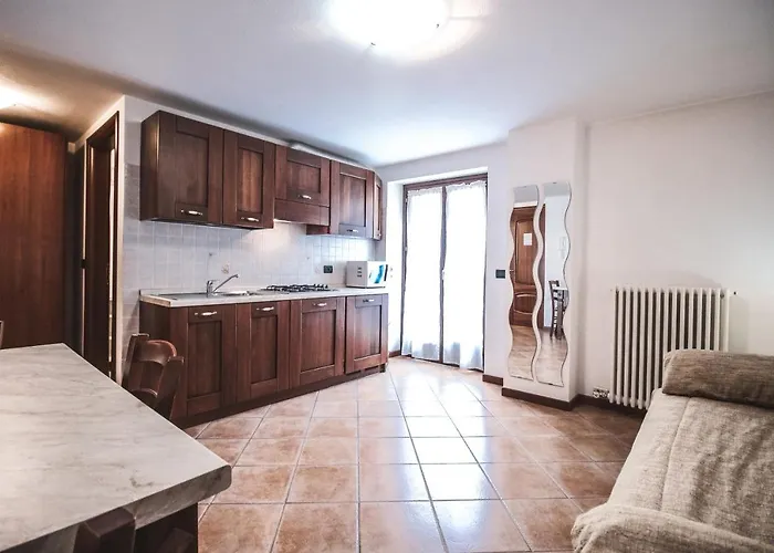 Aquila - Mono Chamousira *